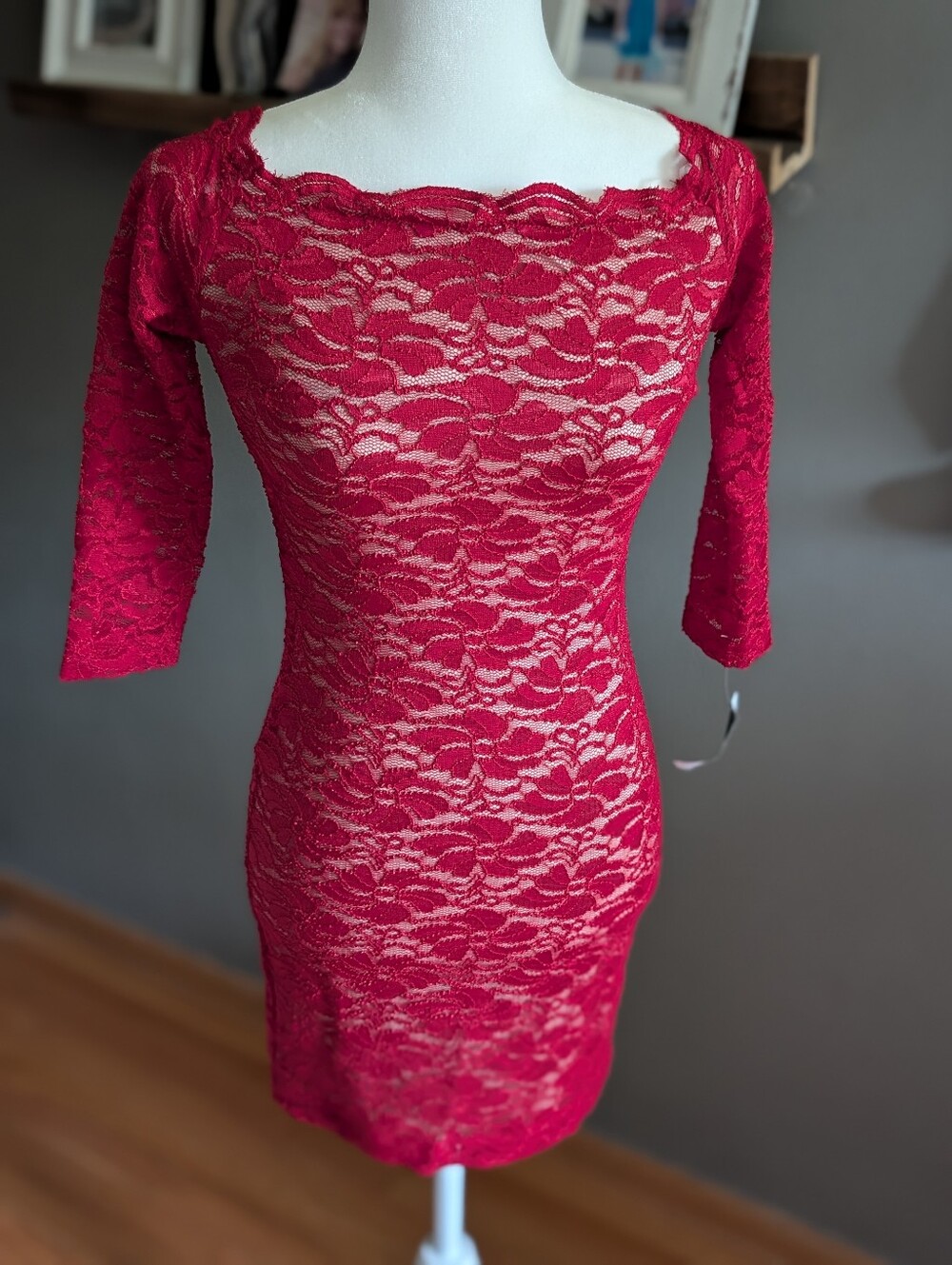NWT Red Lace Bodycon 3/4 Sleeve Mini Dress HOCO Party Event Off The Shoulder